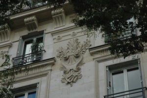 Lasure minérale sur façade de monument maquillage de pierre lasuro de BEECK